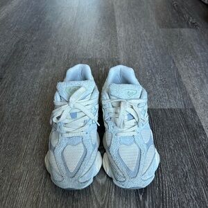 New Balance 9060 Light Gray Sneakers